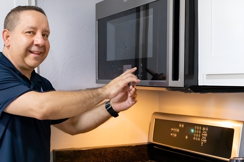 Buld-in Microwave Repair in Anaheim